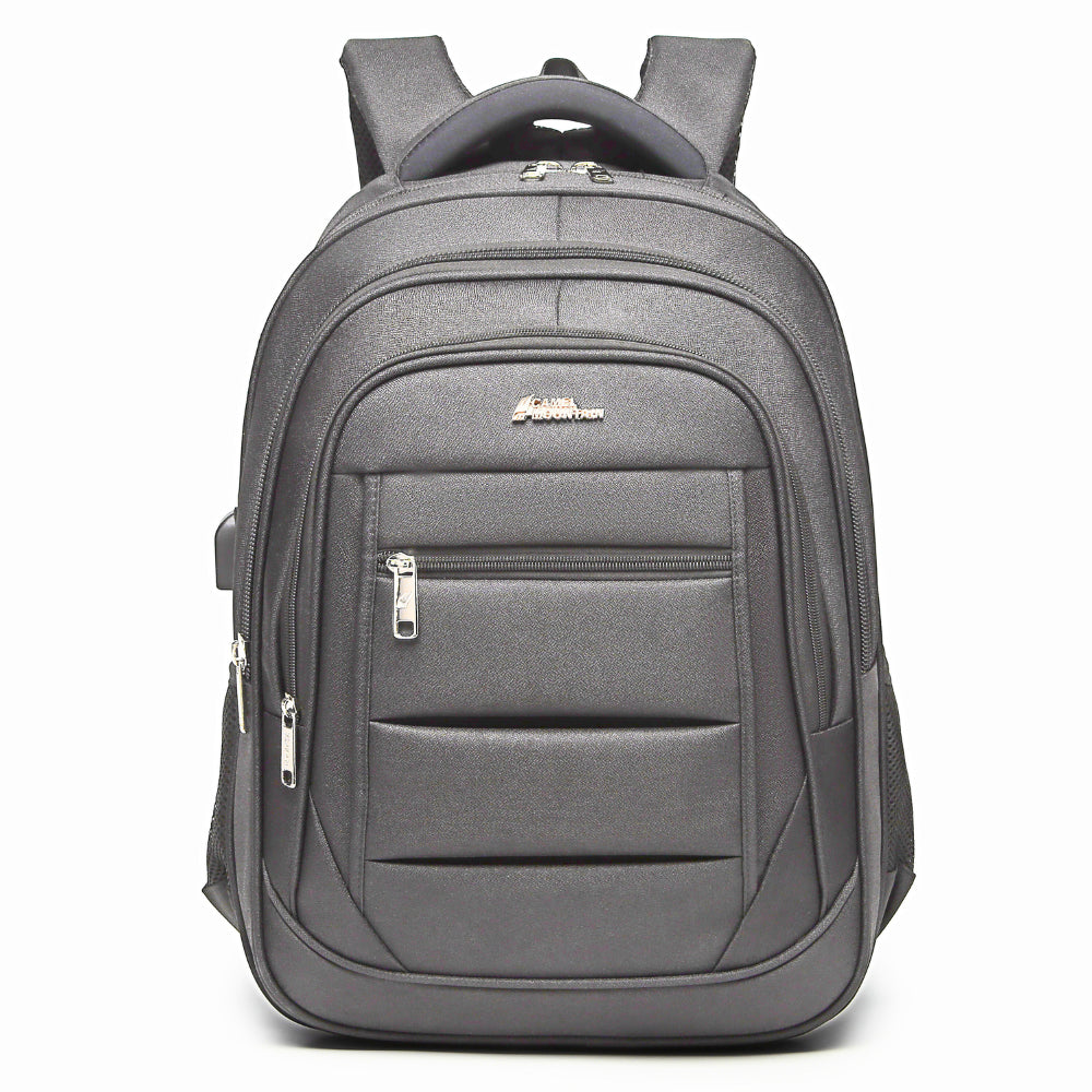 תיק גב Roxy™ למחשב 15.6 אינץ' עמיד במים עם USB